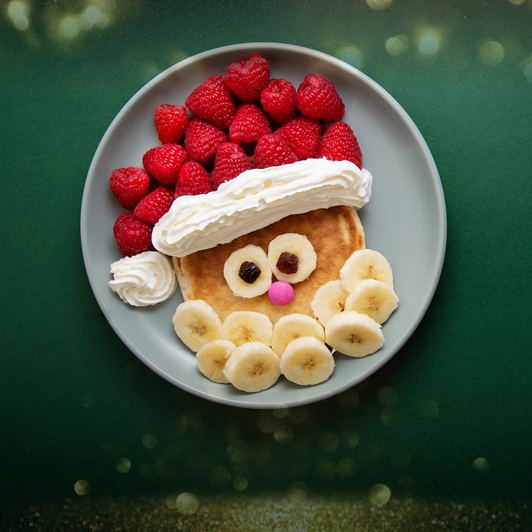 BREAKFAST WITH SANTA