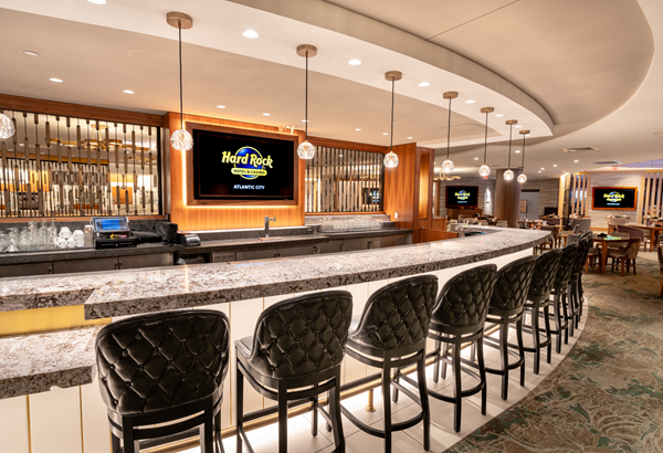 Icon Lounge