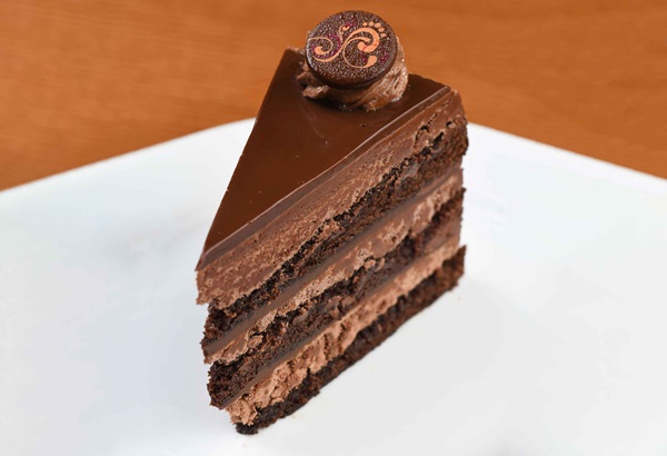 Chocolate Ganache Cake